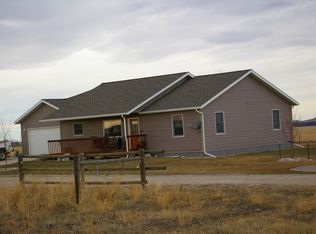 101 Arrowhead Dr, Lewistown, MT 59457