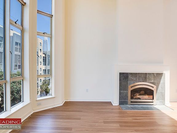Living Room Windowline