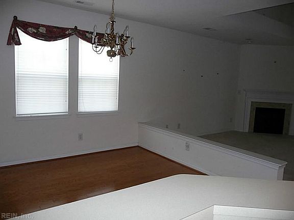 2nd image of 4400 Silver Fox Ln