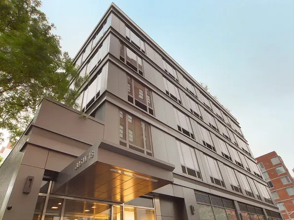 305 West 16th Street image 14 of 14