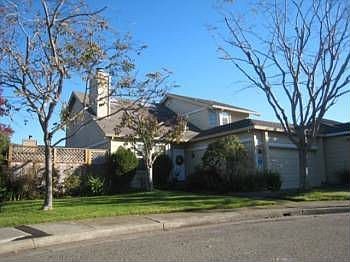 1st image of 60 Belvedere Dr