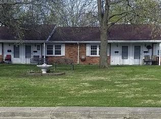 101 S Owensby St #8, La Plata, MO 63549