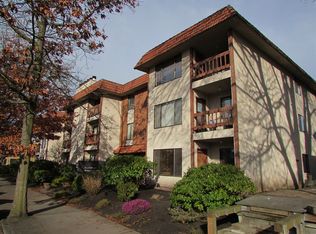 3207 Colby Ave APT 201, Everett, WA 98201