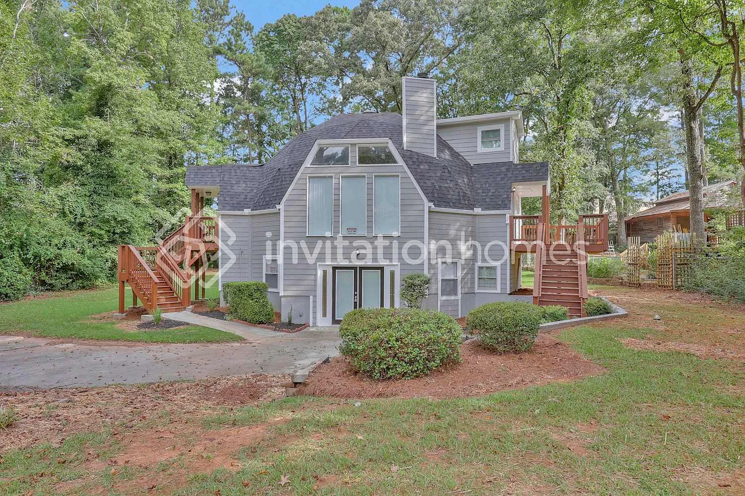 377 Windsor Farms Dr Lawrenceville, GA 30046 — Photo 1