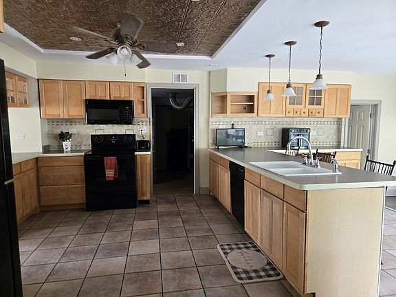 5th image of 12439 S 69th Ct