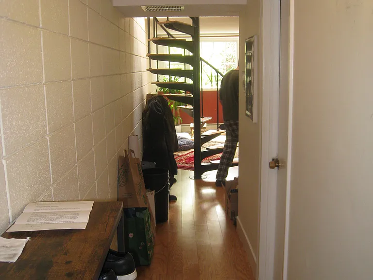 26 Inman St #3C — Photo 3
