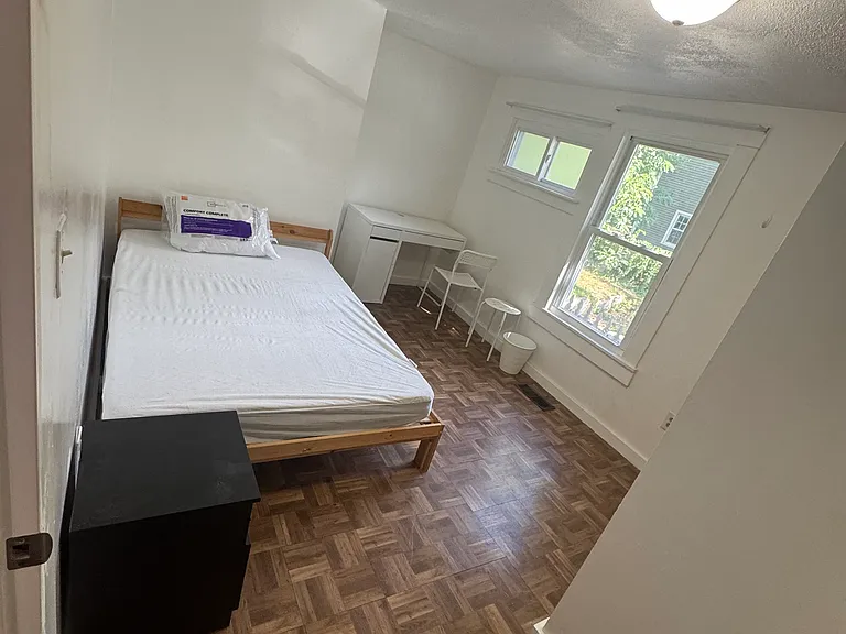 28 Compton St #1 — Photo 2