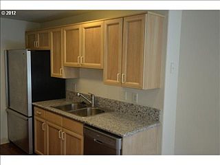 2nd image of 9003 NE Lewis Dr
