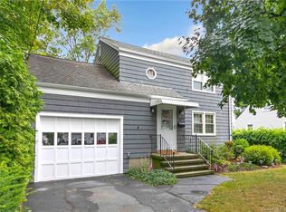 66 Newport Ave, Stratford, CT 06615
