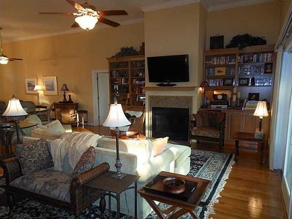 3rd image of 5521 Bay Meadows Dr