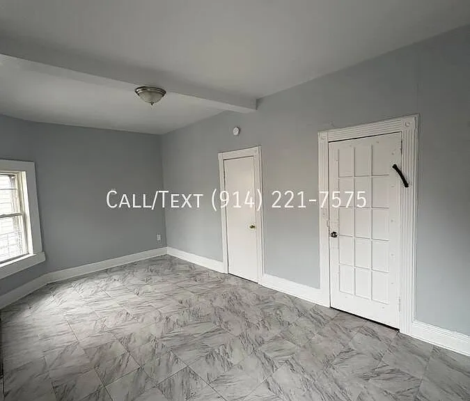 162 Waverly St #2 — Photo 13