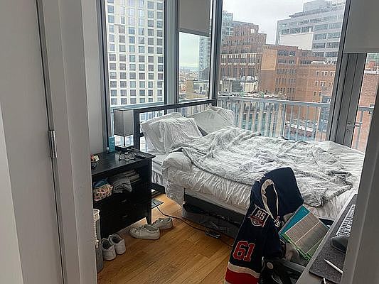 5th image of 436 Albee Sq #12A
