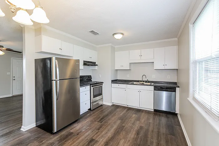 2391 Richwood Dr — Photo 4