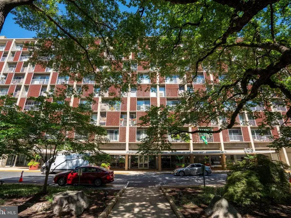 800 4th St SW APT N609, Washington, DC 20024