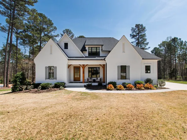 140 Blufftonwood Dr, Chapel Hill, NC 27312