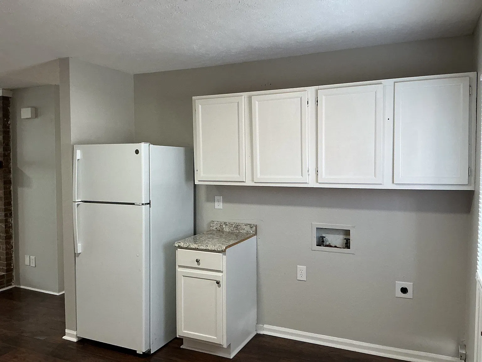2 bed, 961 sqft, $925 — Photo 3