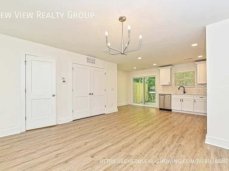 584 Pleasant Ave — Photo 6
