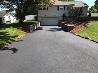 702 Prospect St, Wethersfield, CT 06109