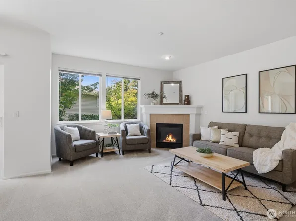 5001 Davis Place S #E, Renton, WA 98055