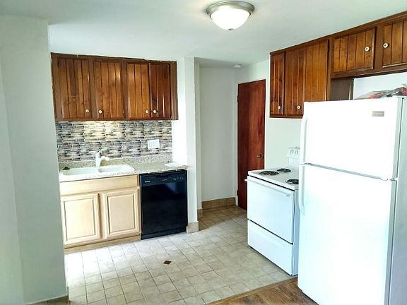 2nd image of 430 E 16th Ave