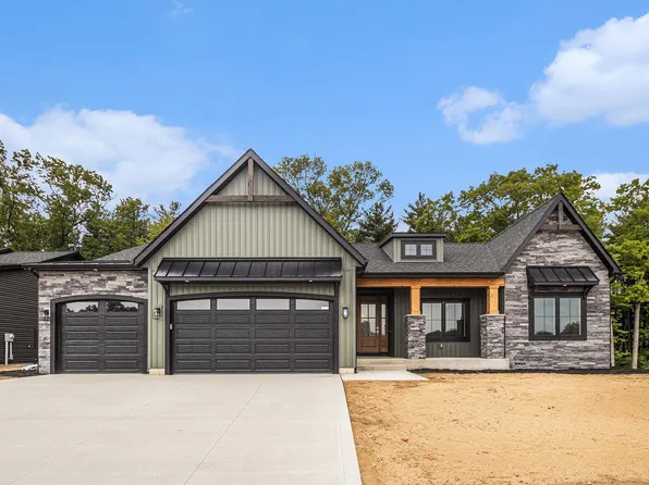 54295 Columbia Bay Nbv 290 Dr, Osceola, IN 46561