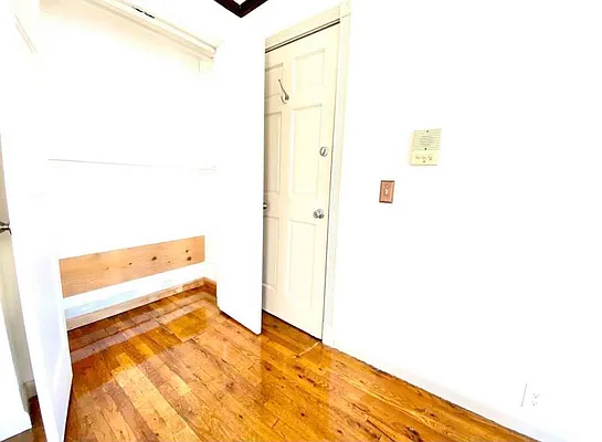 Rented by null | media 5