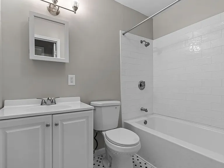 2403 Menard St #1 — Photo 21