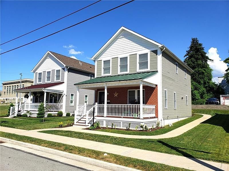 1st image of 308 S 6th St