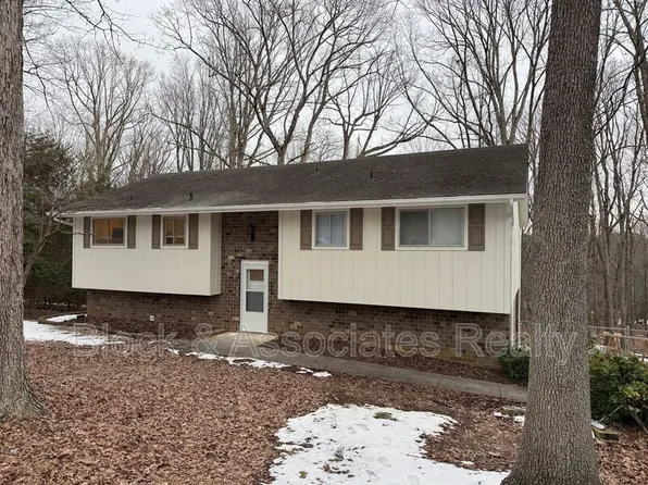 607 Eastwood Dr, Asheboro, NC 27205