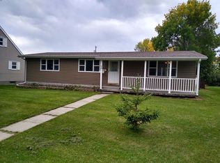 312 3rd Ave S, Crookston, MN 56716
