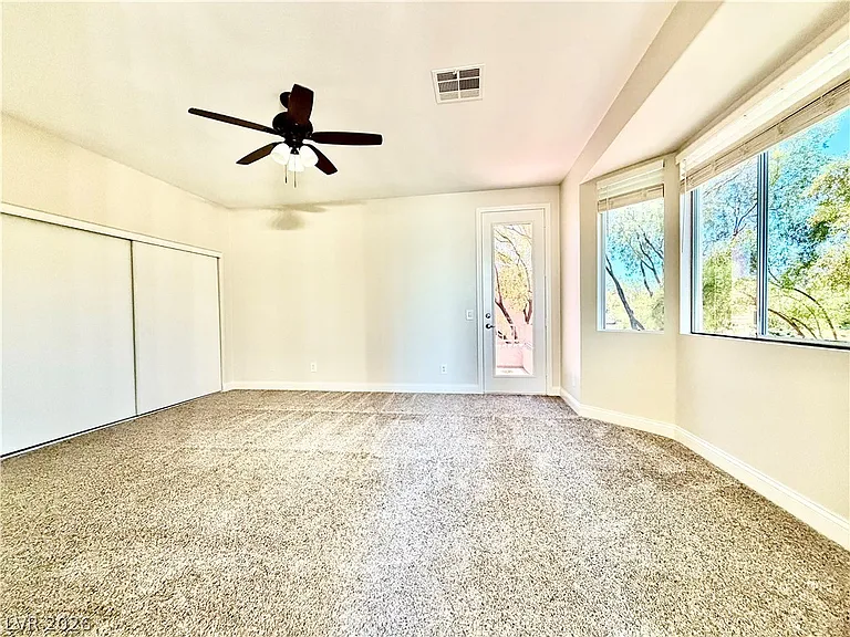 3347 Chesterbrook Ct — Photo 24