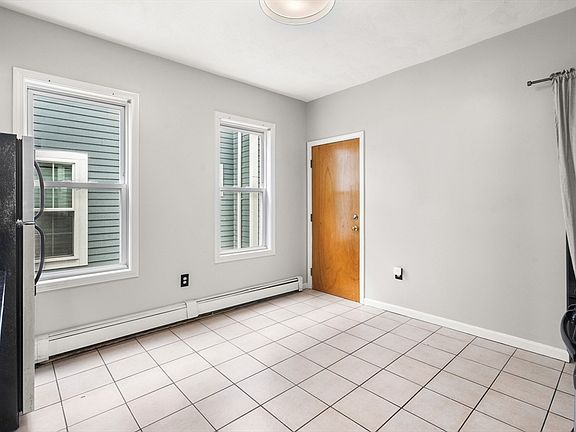 3rd image of 21 Dix St #2