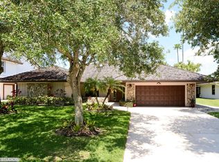 6391 Brandon St, Palm Beach Gardens, FL 33418