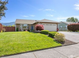 17127 Zoya Dr, Mount Vernon, WA 98274