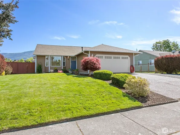 17127 Zoya Drive, Mount Vernon, WA 98274