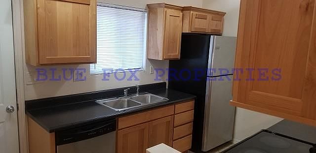 2nd image of 2766 N Malibu Dr