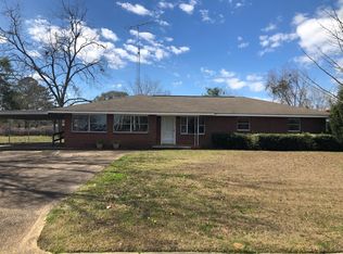 506 Peachtree St, Headland, AL 36345