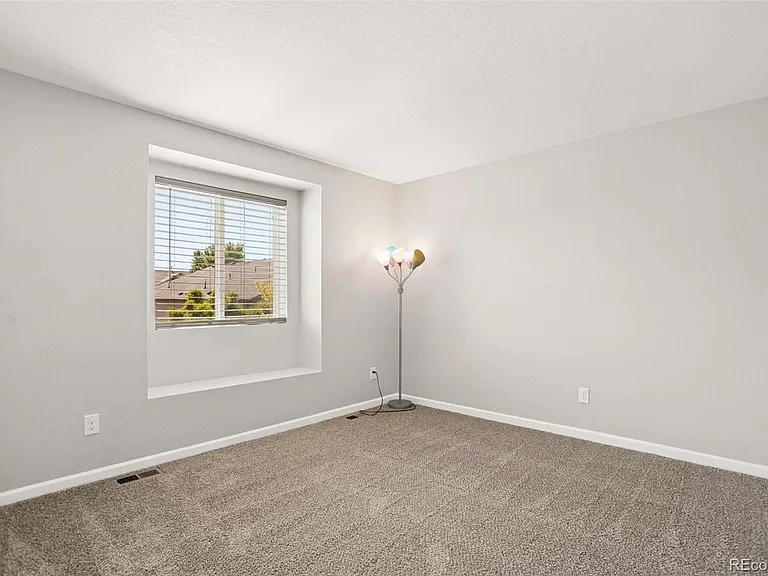 92 Homestead Way — Photo 29
