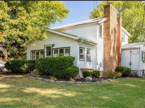 300 S State St, Wellington, OH 44090