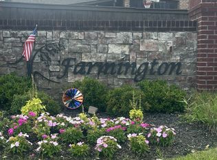 304 Retriever Ct, Clarksville, TN 37043