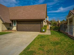27046 Rio Prado Dr, Santa Clarita, CA 91354
