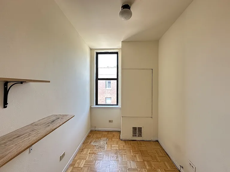3147 W Medill Ave #4 — Photo 10