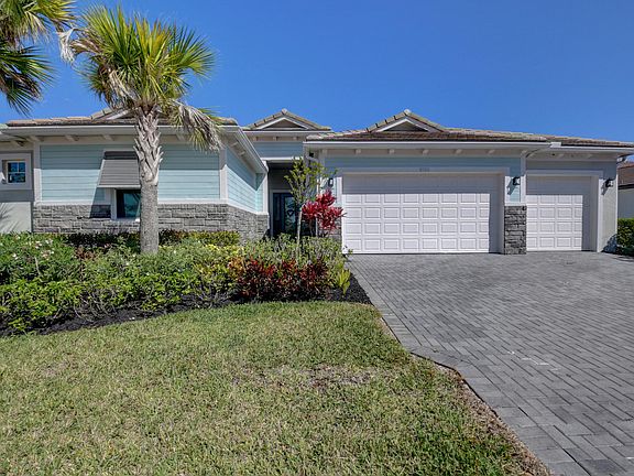 2nd image of 9706 Captiva Cir