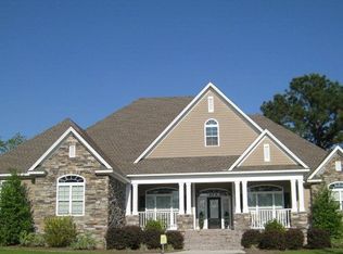 4766 Pawnee Dr, Hahira, GA 31632