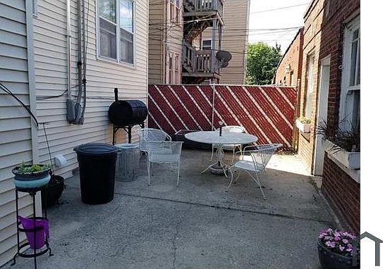 2nd image of 7928 S Wood St #3N