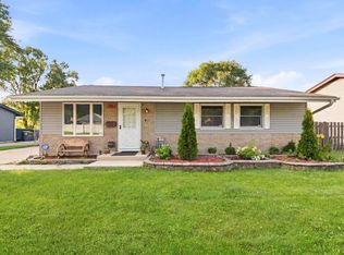 (Undisclosed Address), Streamwood, IL 60107