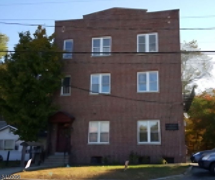1st image of 817 Ringwood Ave APT 8