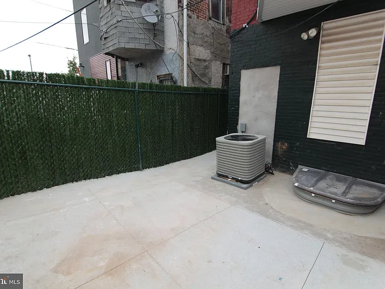 1852 N Willington St #1 — Photo 9