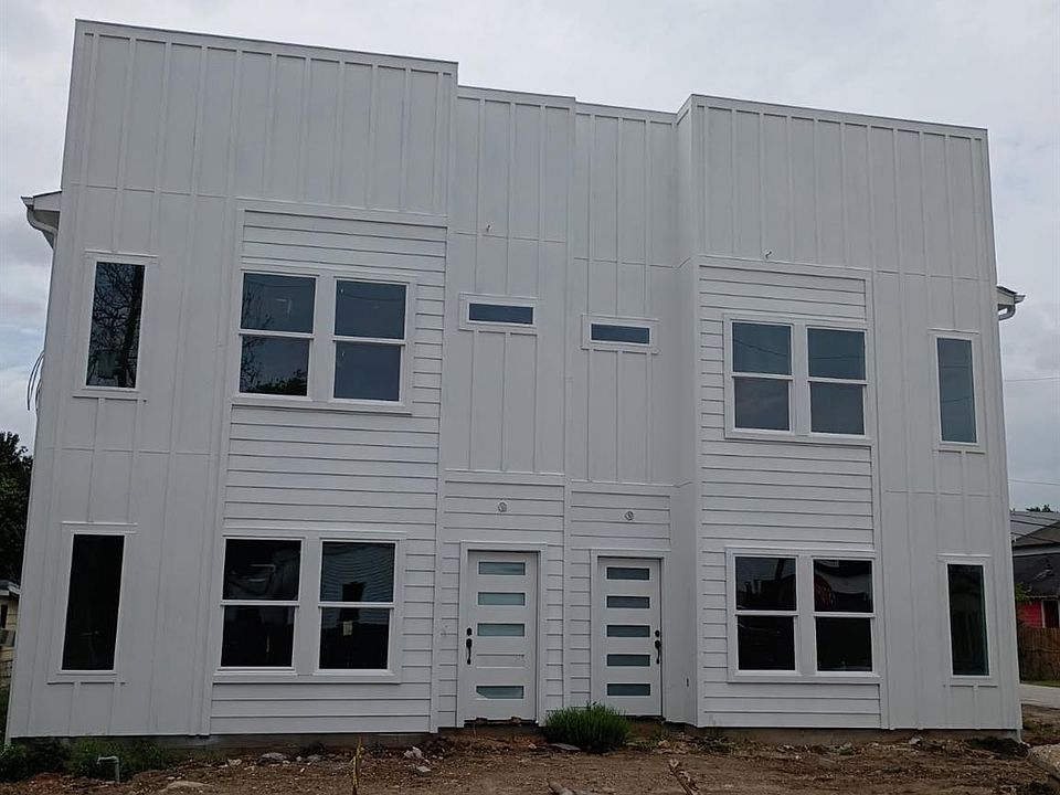1st image of 4357 Elmwood St #A-d