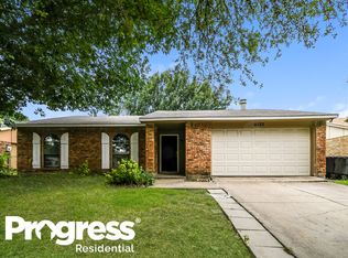 6033 Sidewinder Trl, Fort Worth, TX 76131